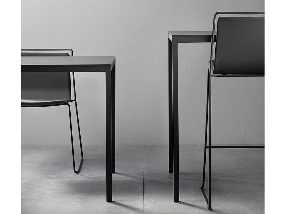 Taburete Alo tapizado en piel sintética Ondarreta - 3