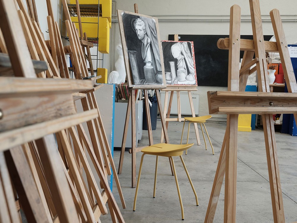 Taburete bajo Ant en acero y polipropileno Ondarreta - 41