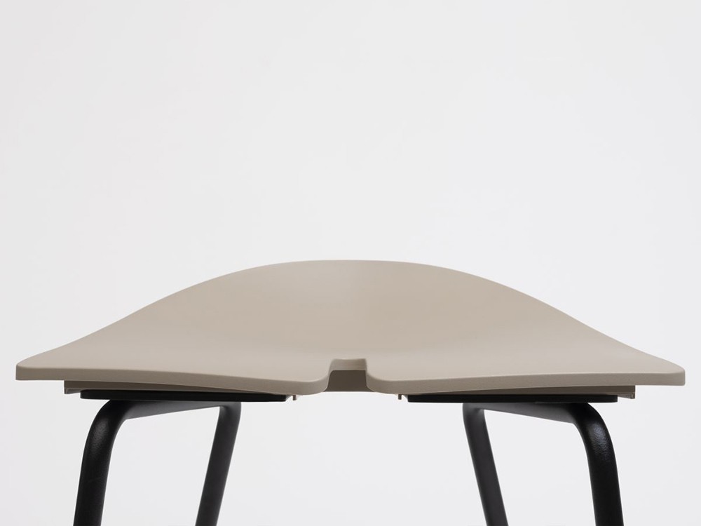 Taburete bajo Ant en acero y polipropileno Ondarreta - 7