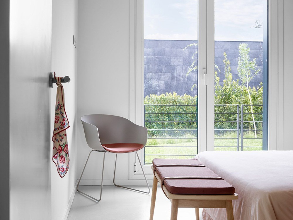 Silla Bai de acero y polipropileno