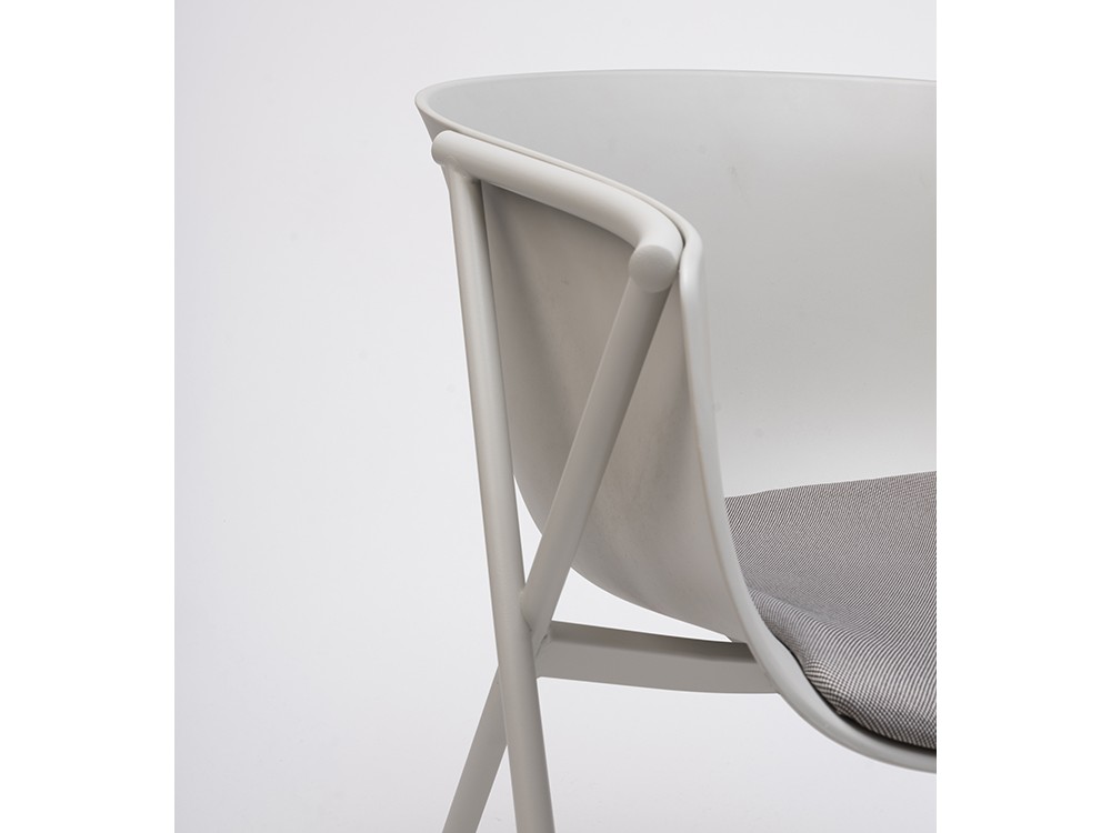 Silla Bai con galleta tapizada Ondarreta - 9