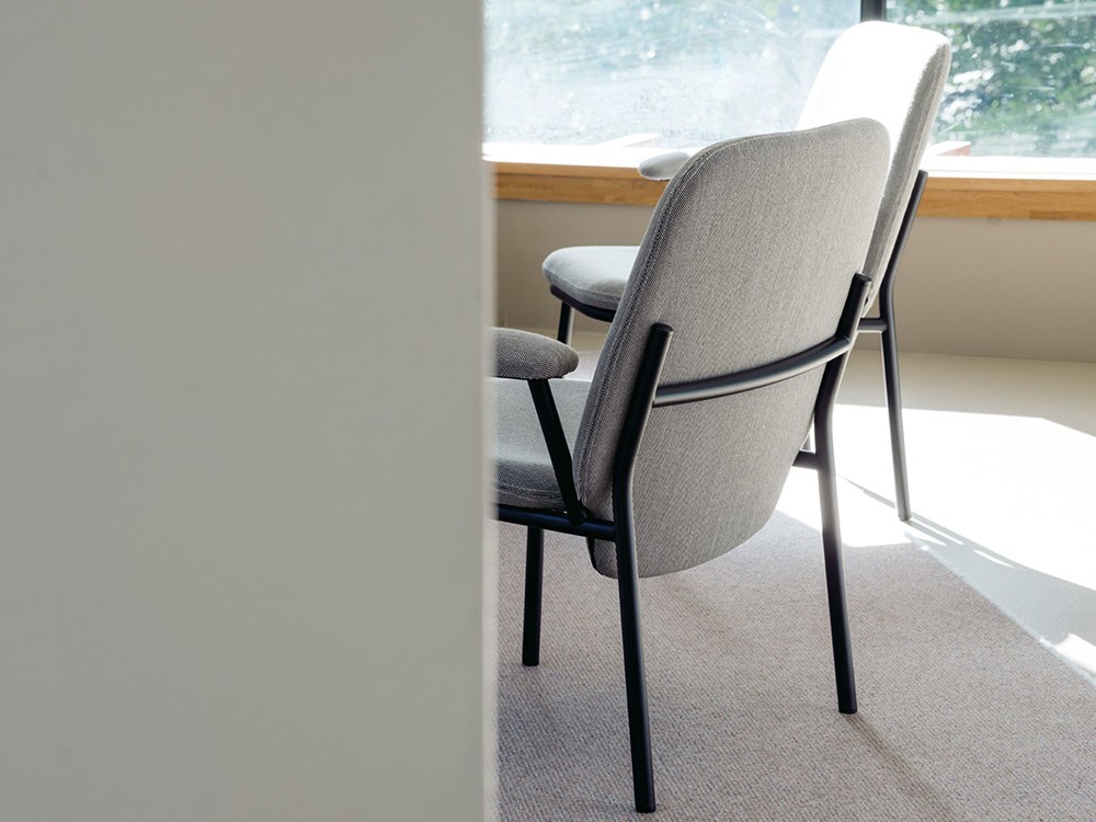 Sillón de respaldo alto con brazos Lana acero Ondarreta - 30