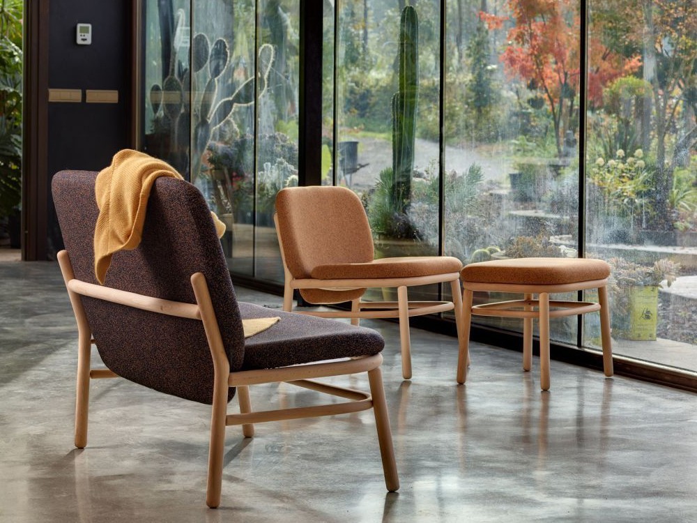 Mobiliario de diseño Ondarreta: otomán Lana en madera natural de haya, calidad para tu hogar