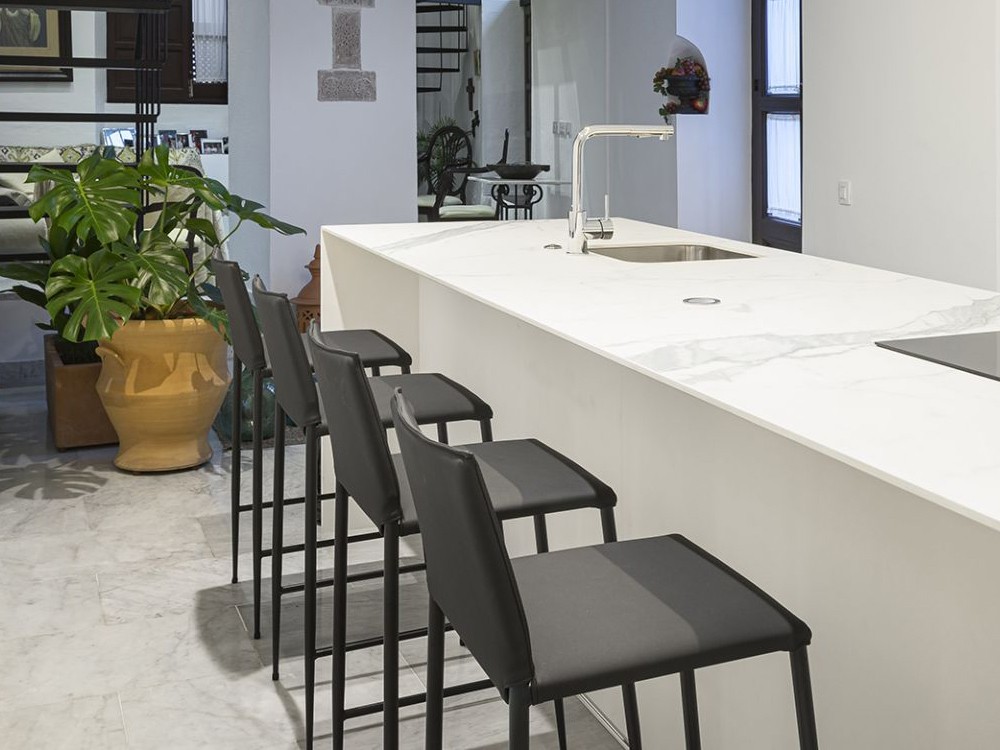 Taburete tapizado Moka piel sintética Ondarreta - 37