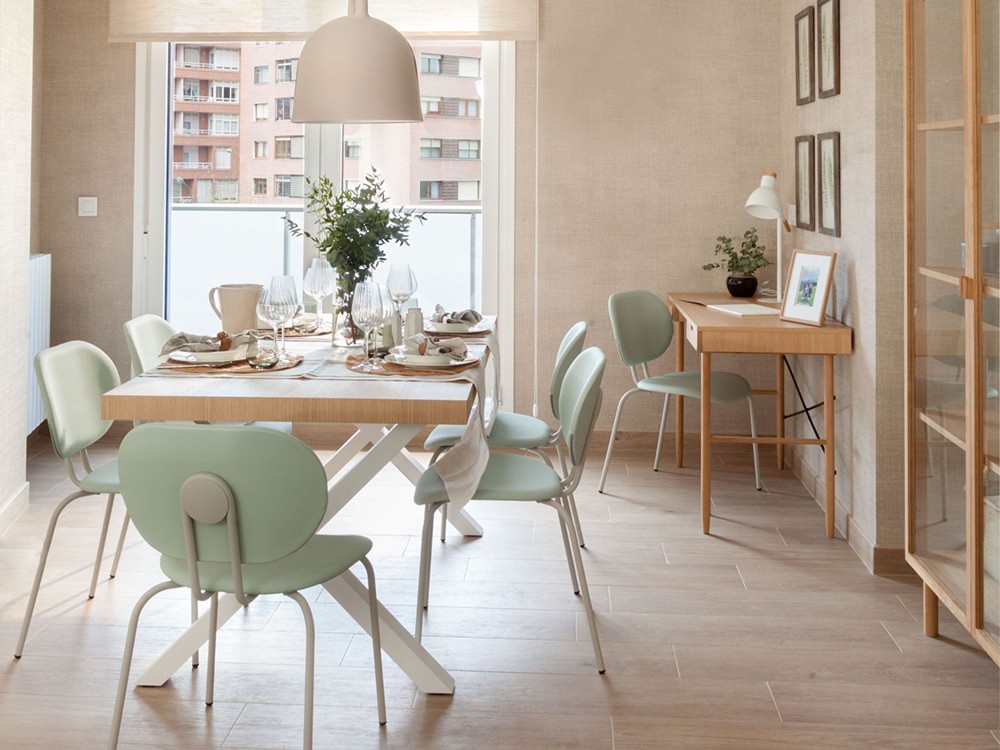 Silla Hari tapizada en piel sintética Ondarreta - 35