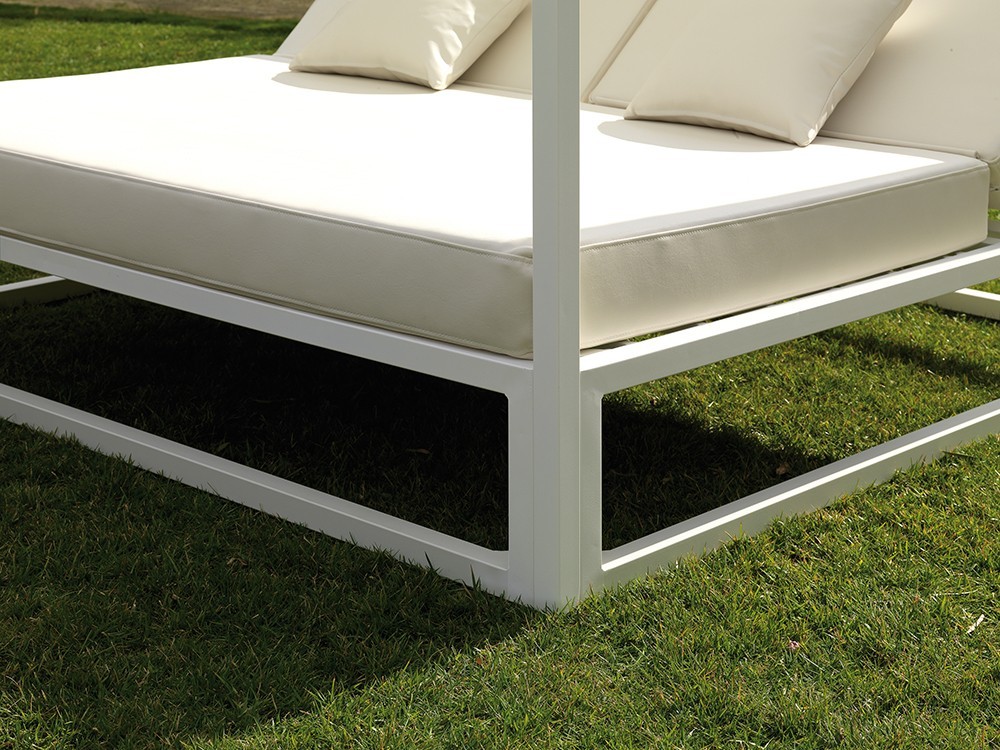 Cama balinesa de aluminio Nerja Arkimueble - 5