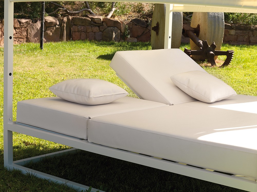 Cama balinesa de aluminio Nerja Arkimueble - 4