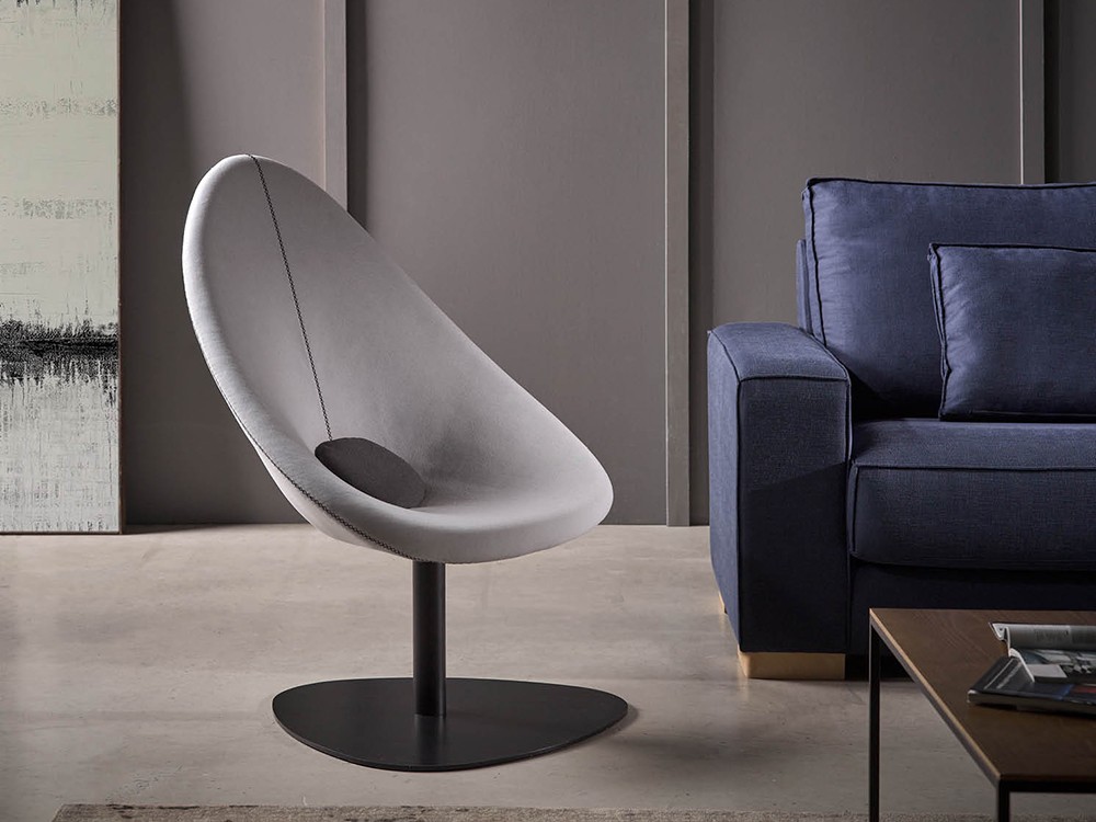 Butaca de líneas orgánicas Delta Beltá & Frajumar - 2