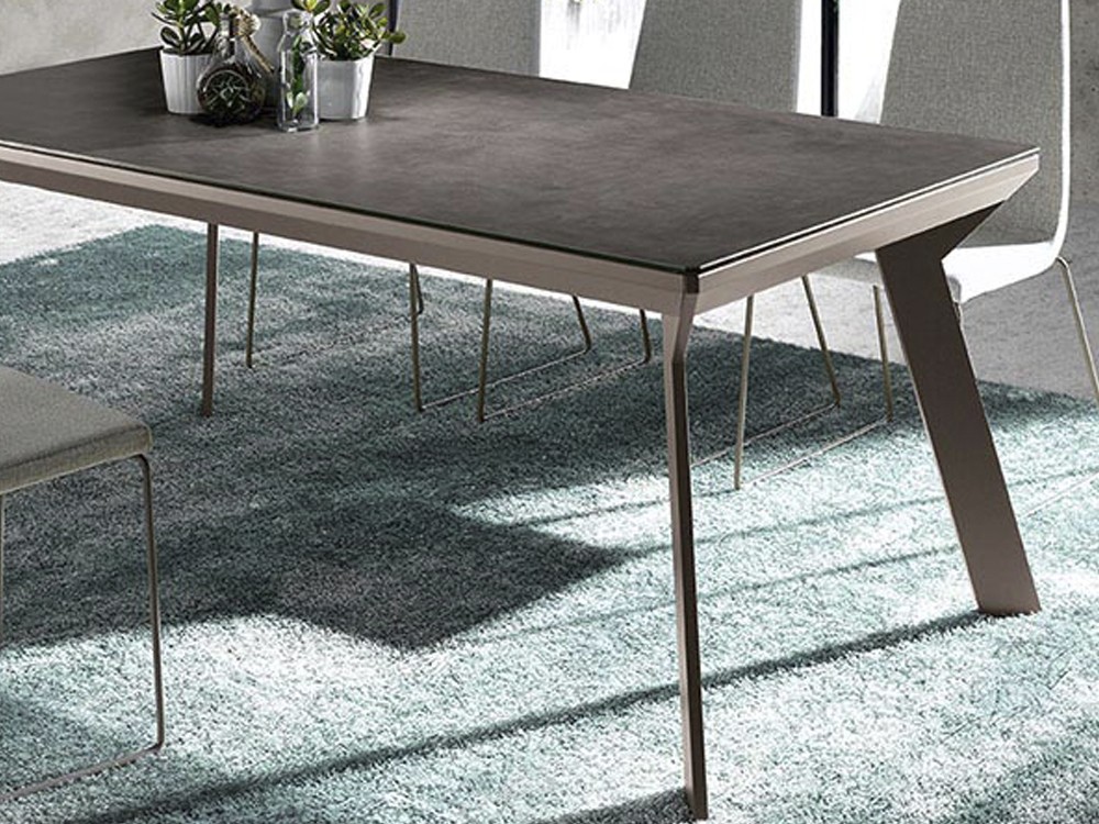 Mesa fija Velvet Porcelánico de Ramiro Tarazona - 2