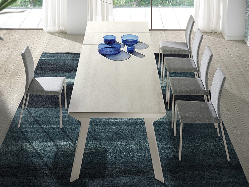 Silla de comedor tapizada Chic de Ramiro Tarazona - 2